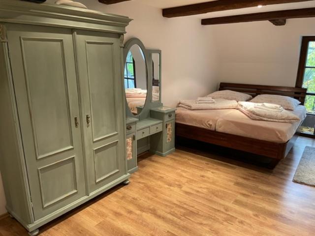 Maison d'hôtes Sancta Katharina à Rozvadov Extérieur photo